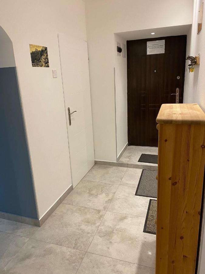 Walbrzych Blisko Teatru Lägenhet Exteriör bild